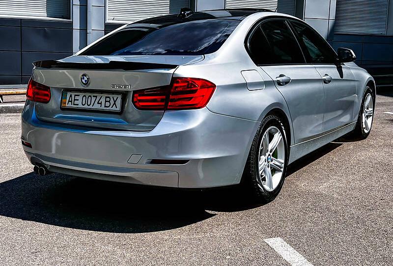 BMW 328 Performance  2013