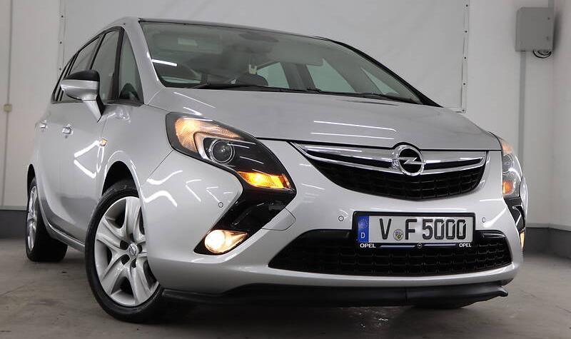 Opel Zafira Tourer 2013