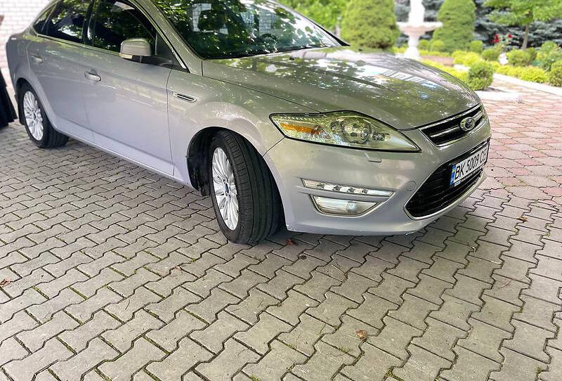 Ford Mondeo TITANIUM LUX  2011