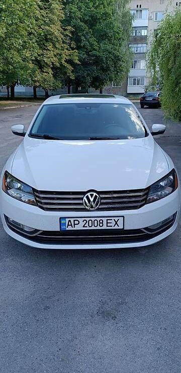 Volkswagen Passat B7 SE 2014