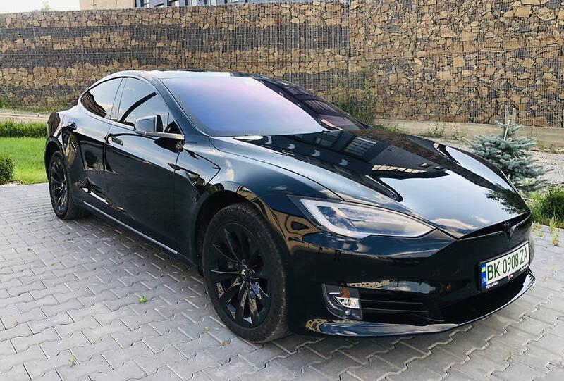 Tesla Model S 2017