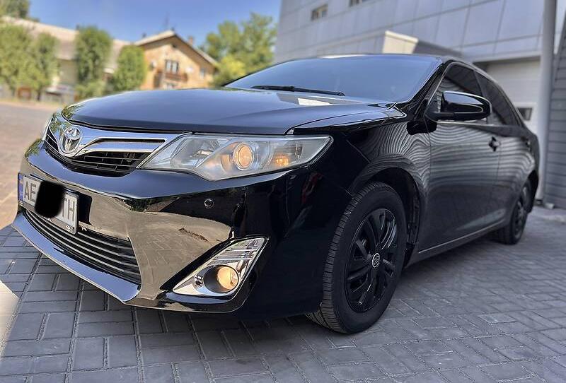 Toyota Camry 2015