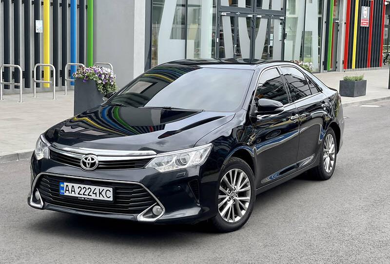 Toyota Camry 2017