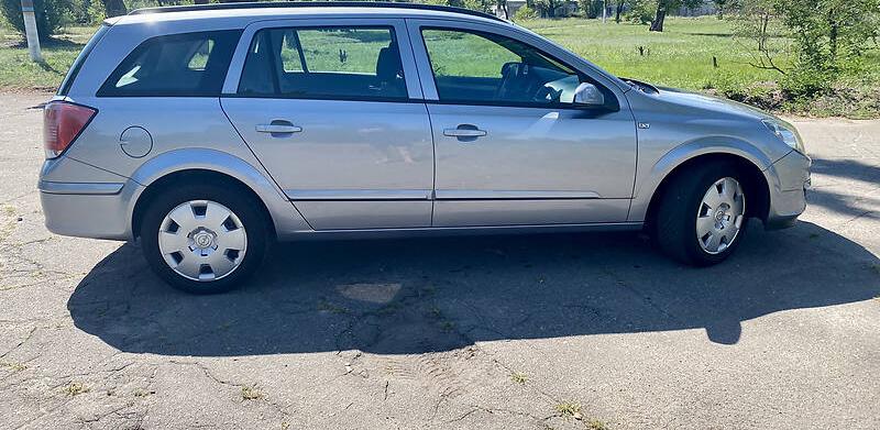 Opel Astra H 217000 2005