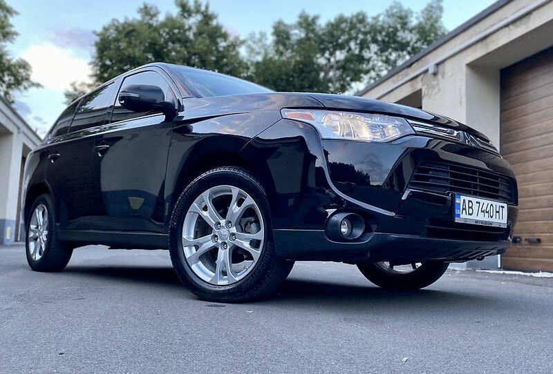 Mitsubishi Outlander SE 7m 2013