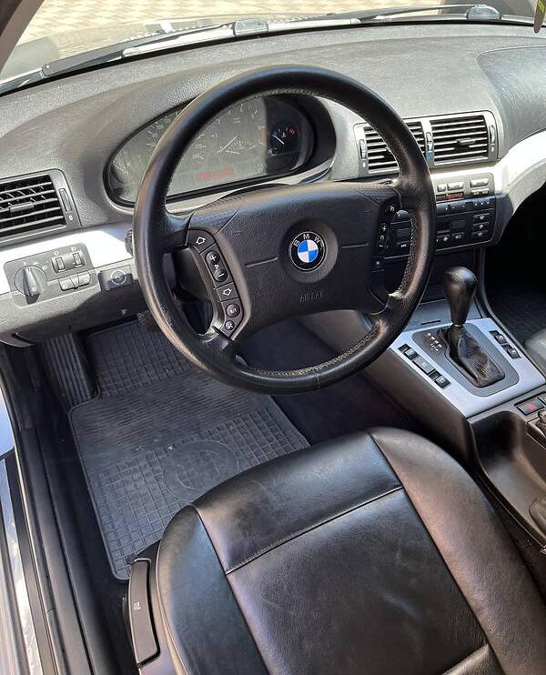 BMW 320 2002