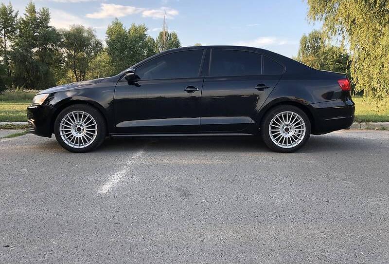 Volkswagen Jetta SE 2011