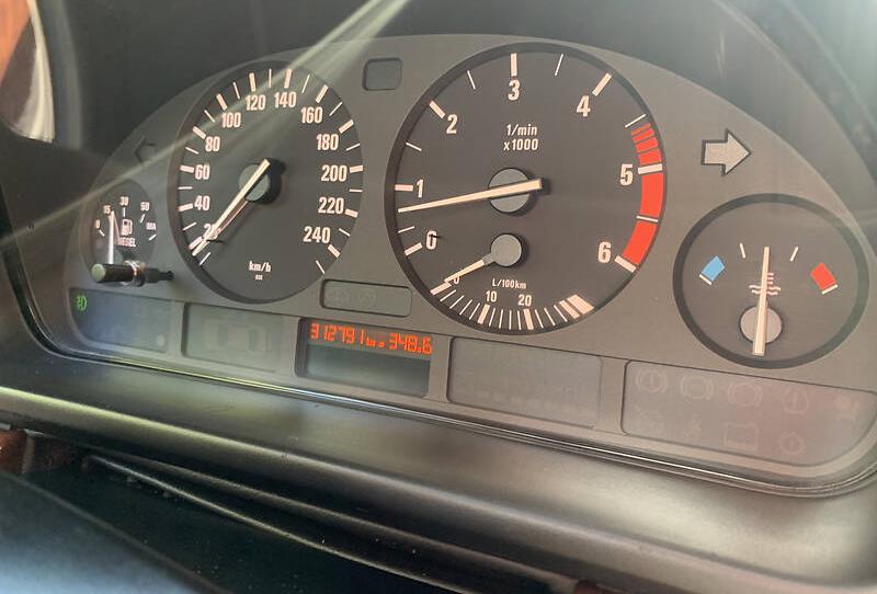 BMW 530 2003