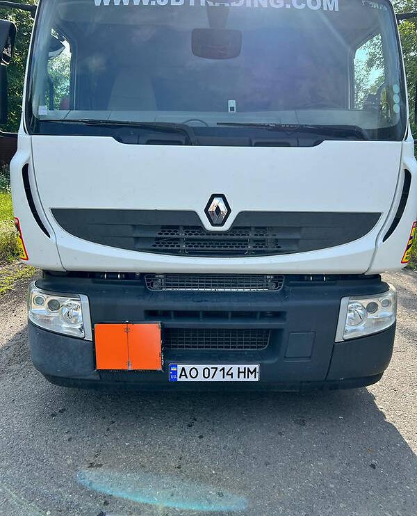 Renault Premium 2013