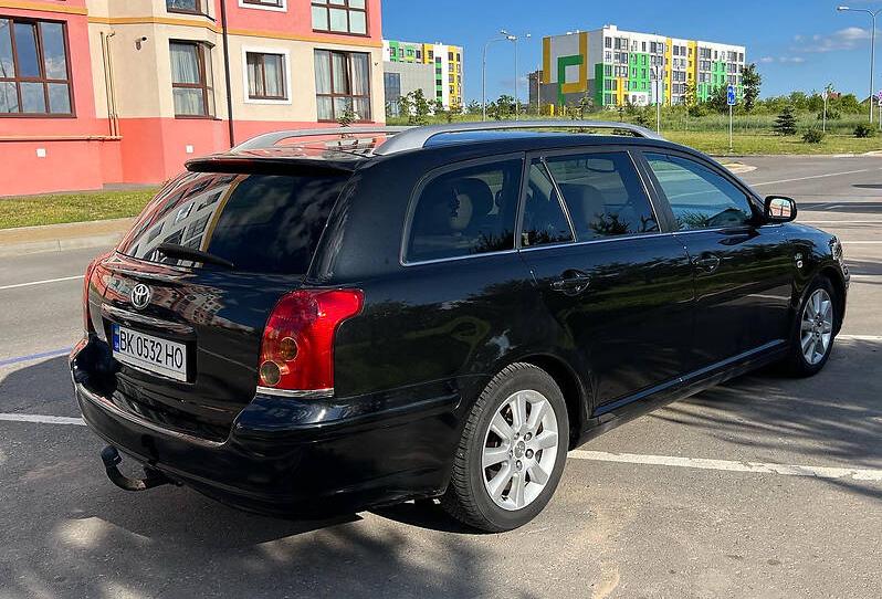 Toyota Avensis 2005