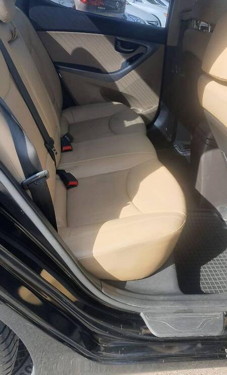 Hyundai Elantra GLS 2012