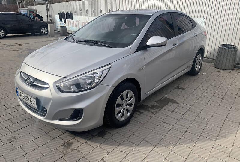 Hyundai Accent 2016