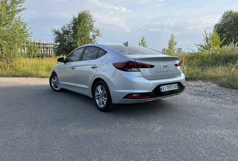 Hyundai Elantra 2018