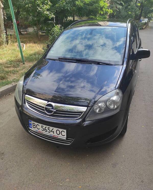 Opel Zafira 111 2010