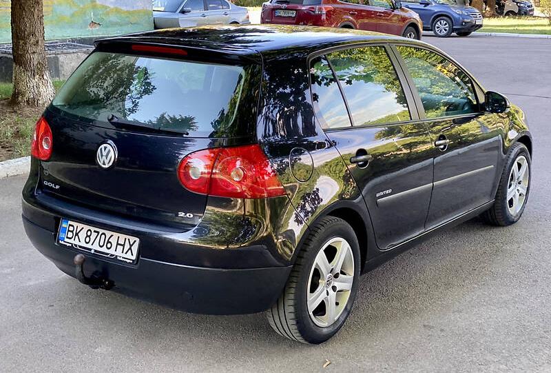 Volkswagen Golf V 2004