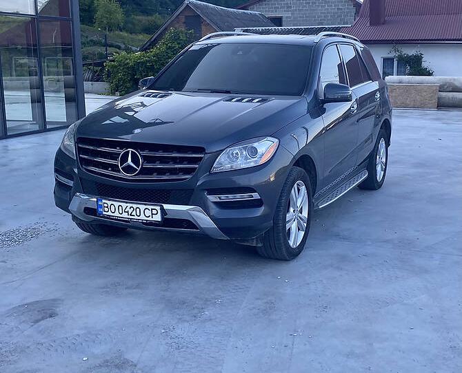 Mercedes-Benz ML 350 2012