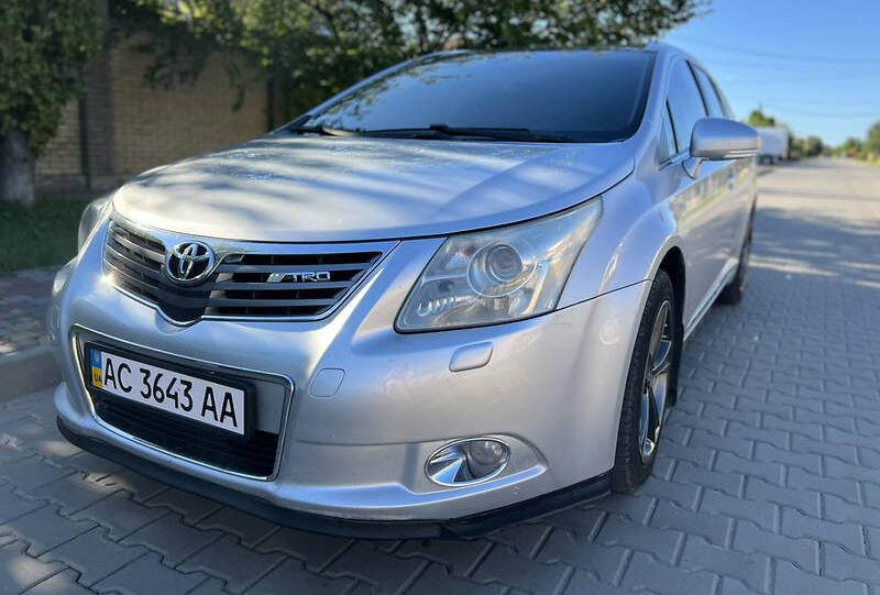 Toyota Avensis 2010