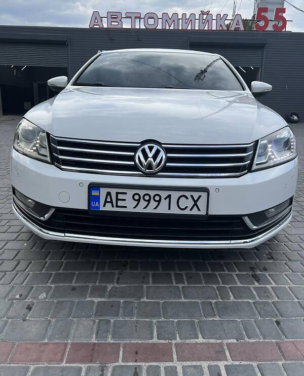 Volkswagen Passat B7 2011