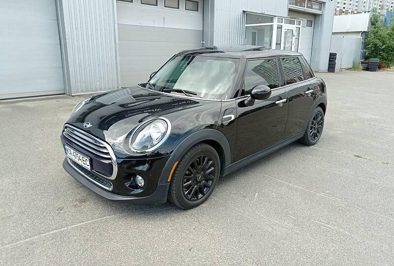 MINI Cooper 2018