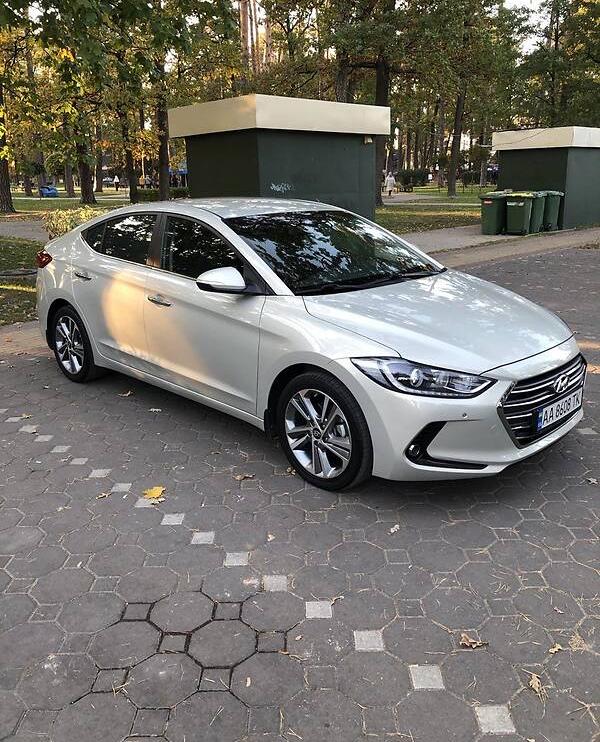 Hyundai Elantra 2018