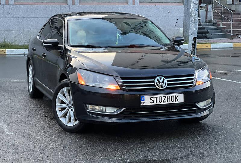 Volkswagen Passat B7 SEL 2012