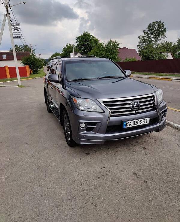 Lexus LX 570 SPORT 2013