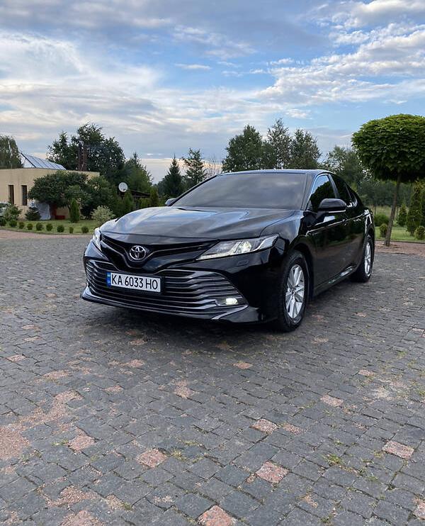 Toyota Camry 2018