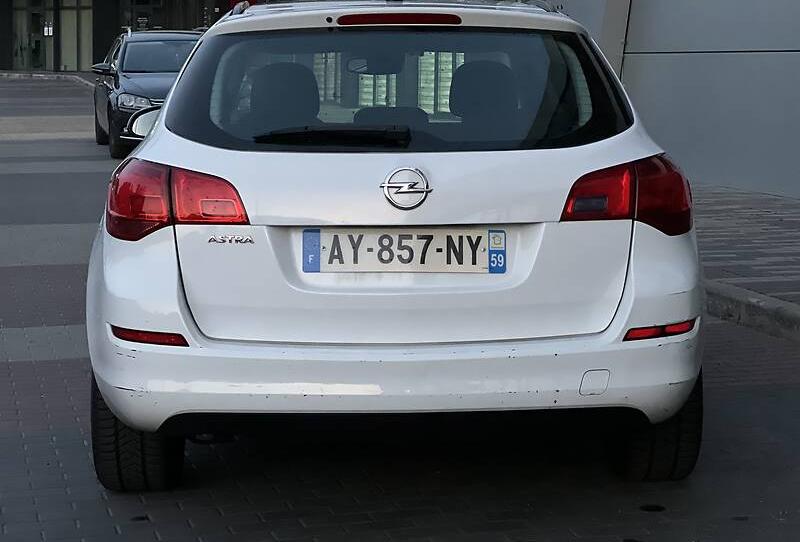 Opel Astra J 2011