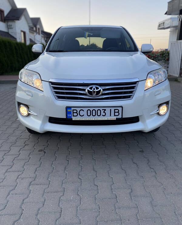 Toyota RAV4 2012