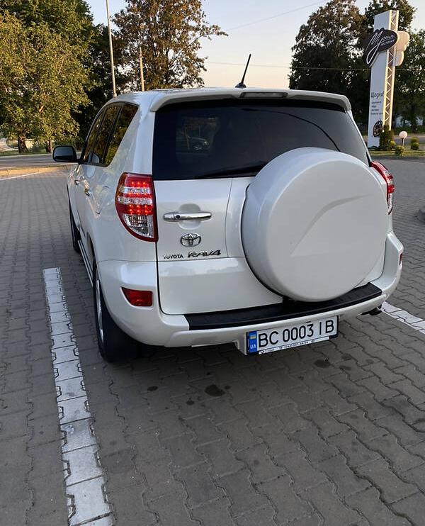 Toyota RAV4 2012