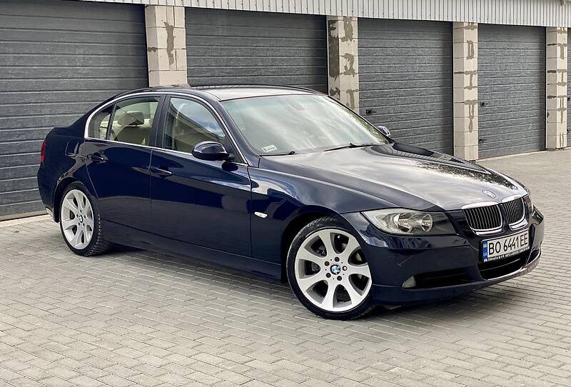 BMW 325 2005