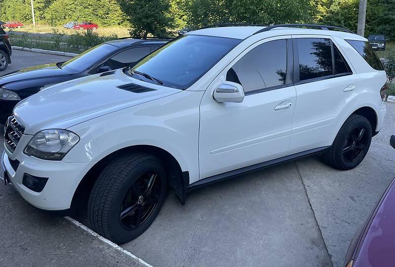 Mercedes-Benz M-Class 2008