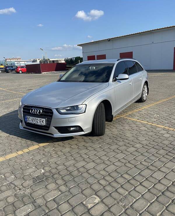 Audi A4 2012