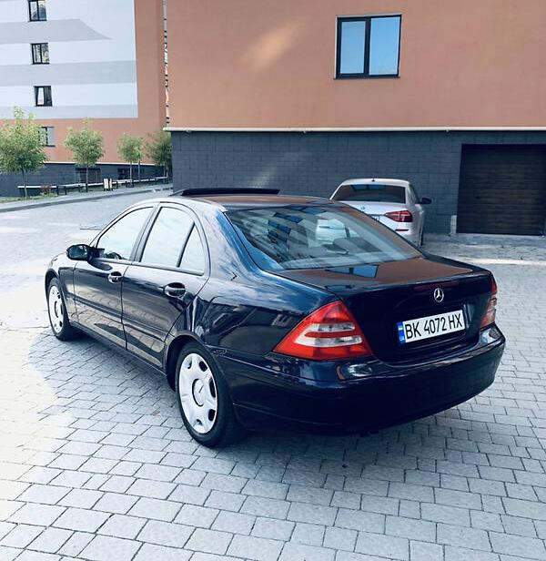 Mercedes-Benz C 200 2001