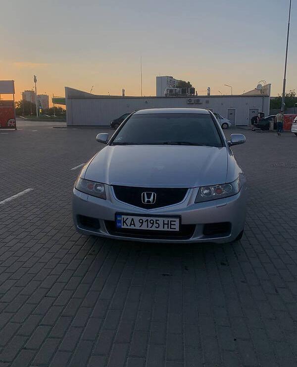 Honda Accord 2004