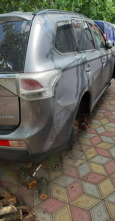 Mitsubishi Outlander 2012