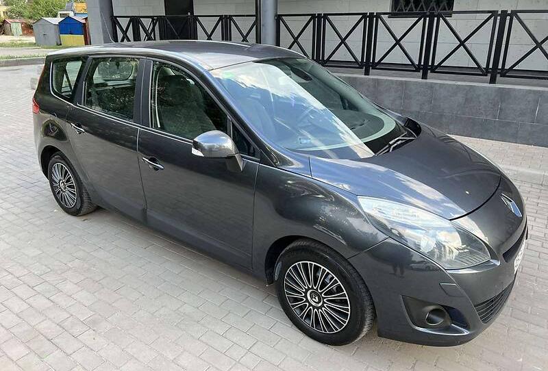 Renault Grand Scenic 2010