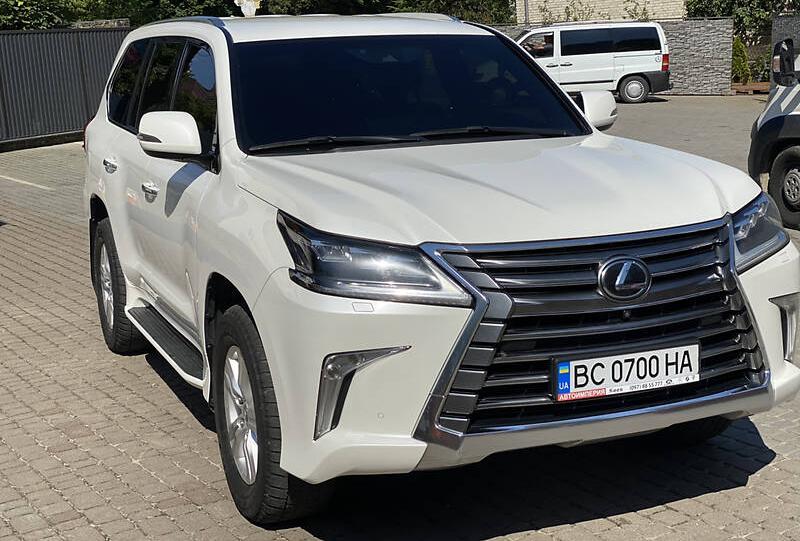 Lexus LX 450 2017