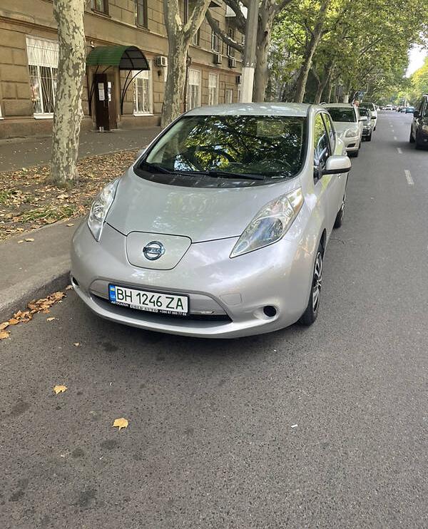 Nissan Leaf 2014