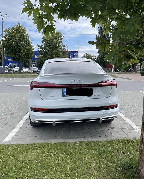 Audi e-tron 2020