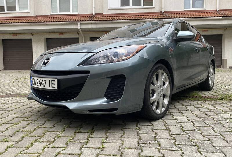 Mazda 3 2012