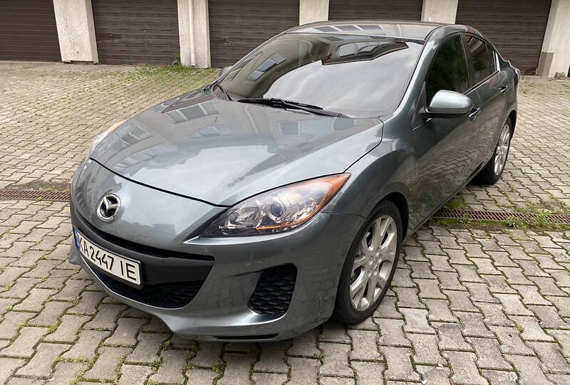 Mazda 3 2012
