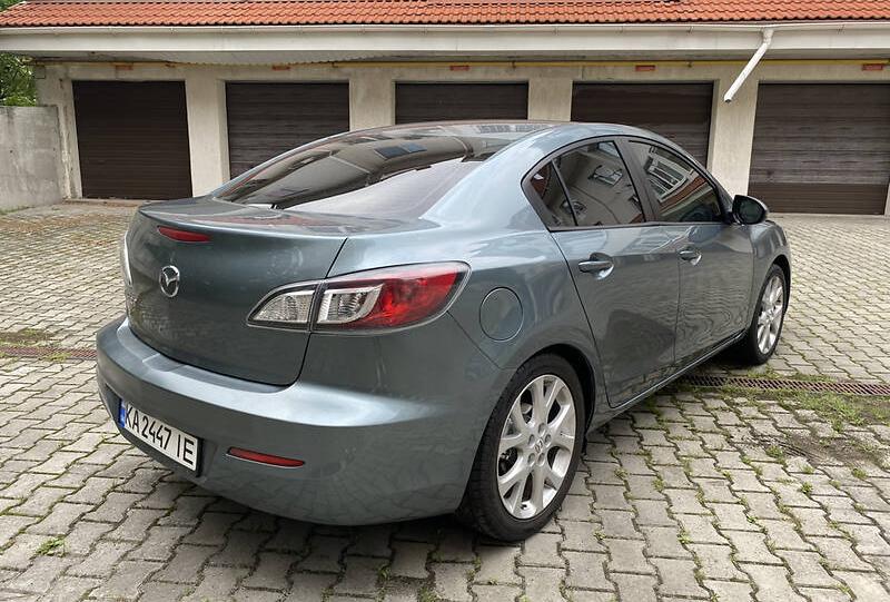 Mazda 3 2012