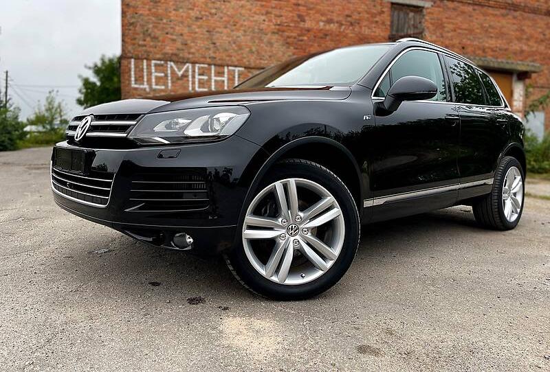 Volkswagen Touareg 2X R LINE  2013