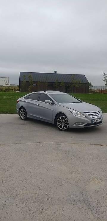Hyundai Sonata 2013