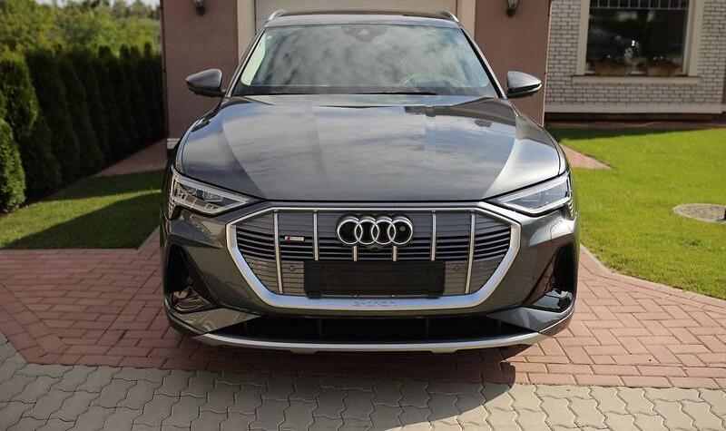 Audi e-tron 2020