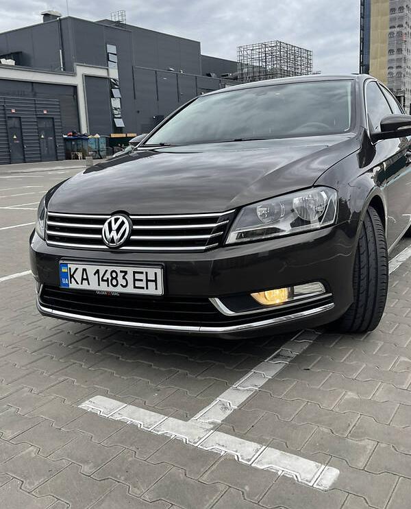 Volkswagen Passat B7 2012