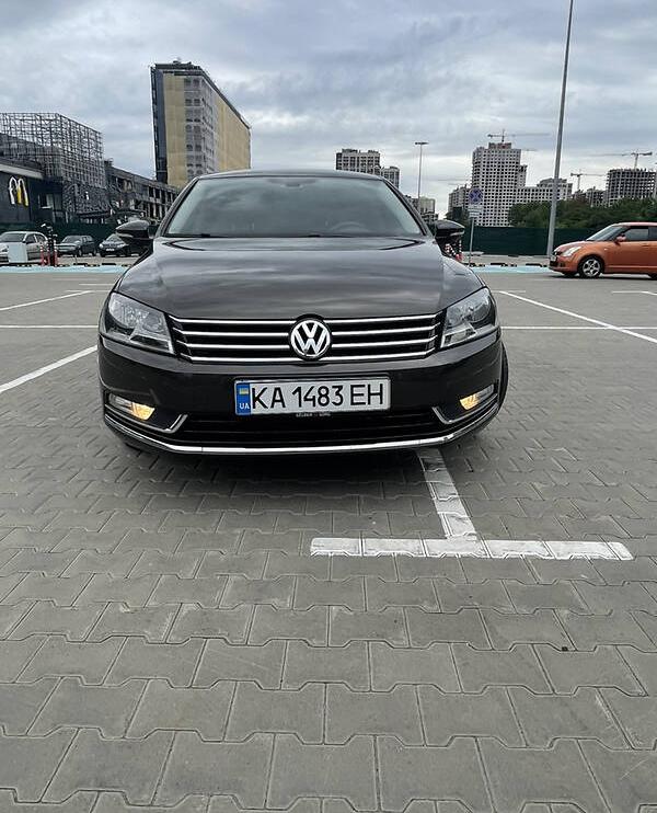 Volkswagen Passat B7 2012