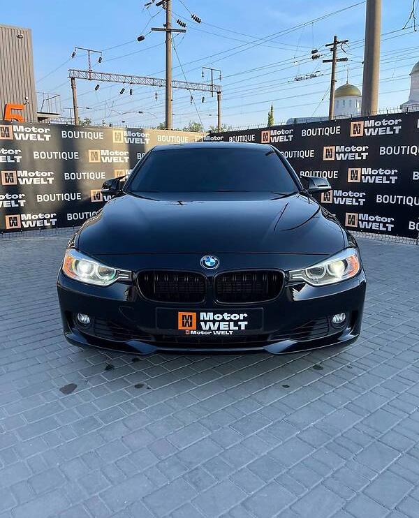 BMW 328 2013