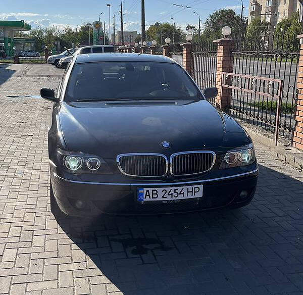 BMW 750 2006